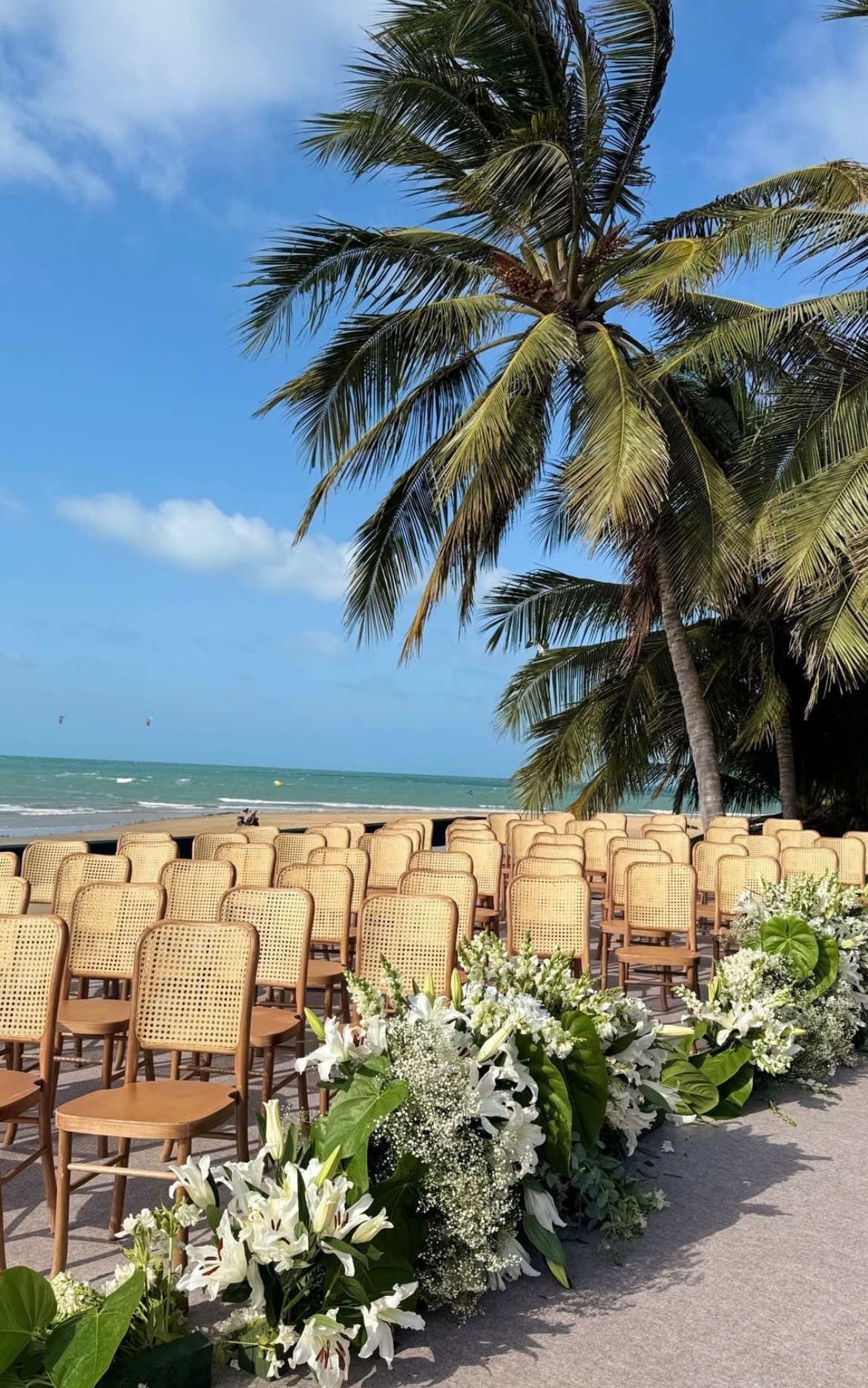 Casamento à beira-mar